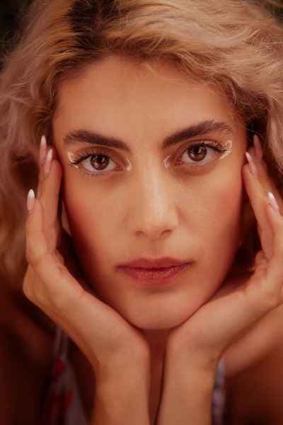 Émilie Lestang - Photographe et Conseillère en image - Chargé